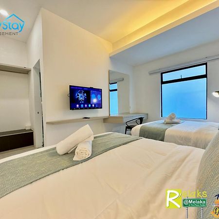 Modern Cave Guest House Walking Distance 5Mins To Jonker Malacca Екстер'єр фото