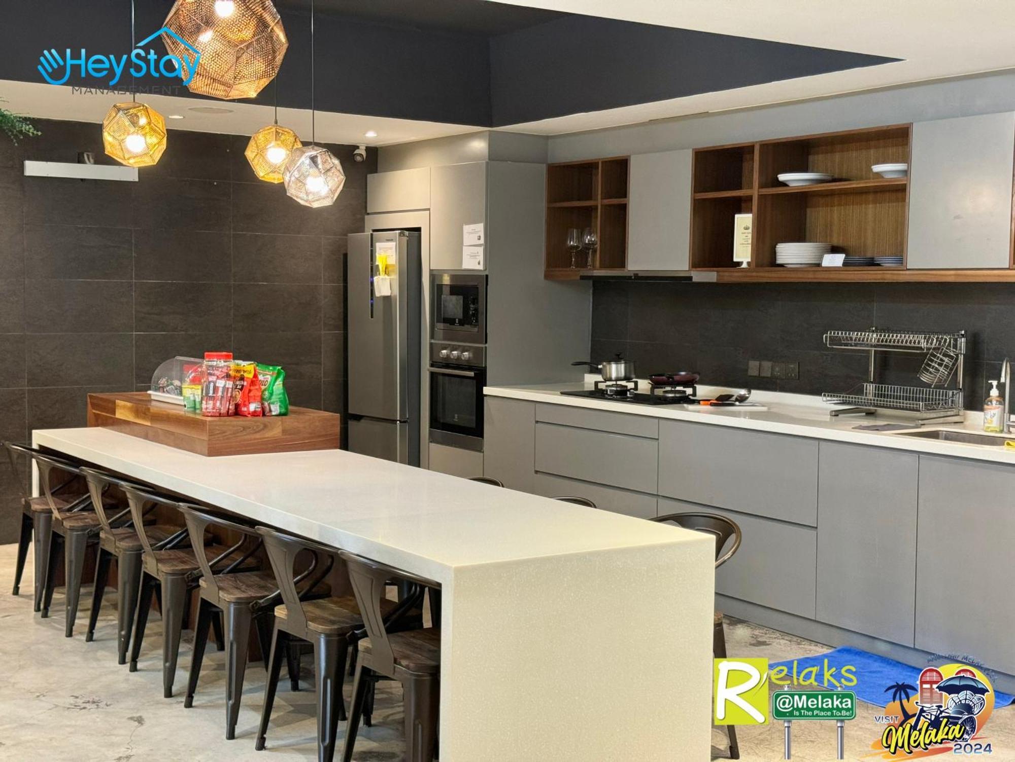 Modern Cave Guest House Walking Distance 5Mins To Jonker Malacca Екстер'єр фото