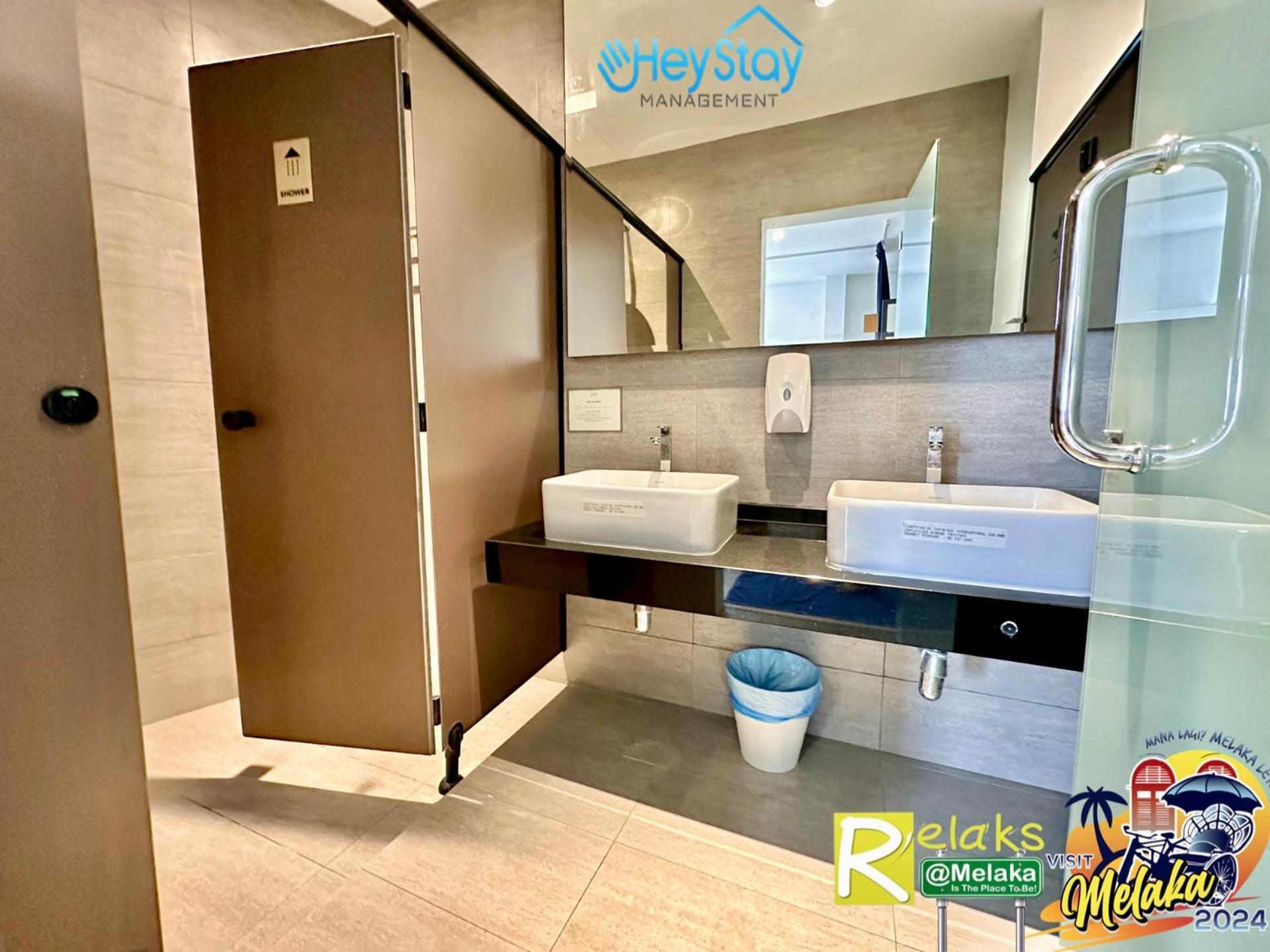 Modern Cave Guest House Walking Distance 5Mins To Jonker Malacca Екстер'єр фото