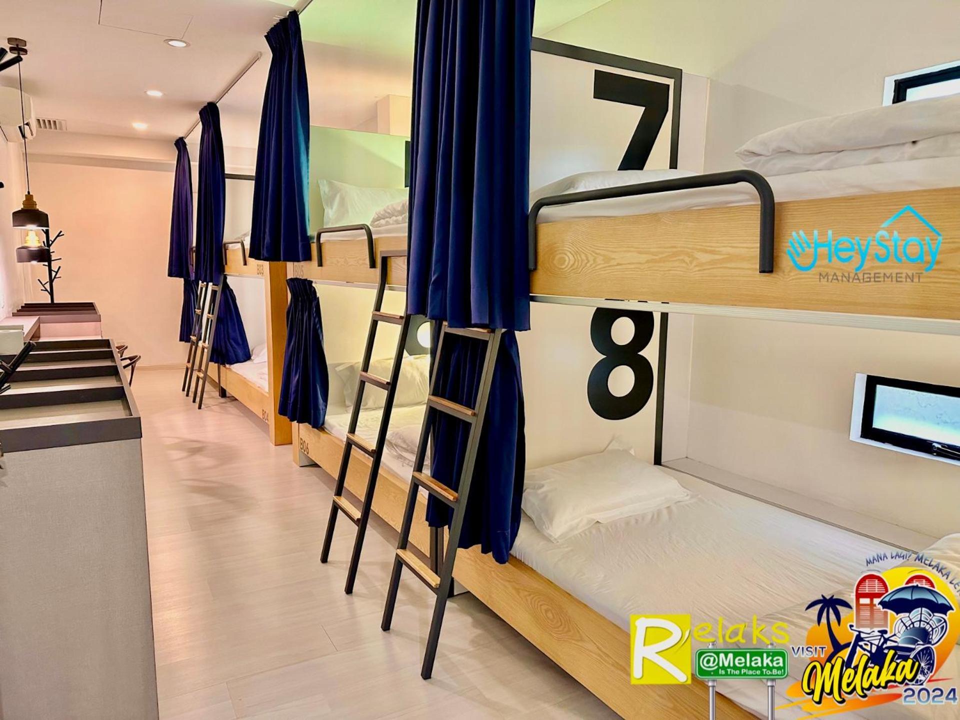 Modern Cave Guest House Walking Distance 5Mins To Jonker Malacca Екстер'єр фото